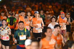 BIB: 27039, 24882
                            <button type="button" onclick="openModal(23156859)" class="btn btn-primary btn-sm float-right btn-popup" data-toggle="modal" data-target=".modal-high-quality">
                        <i class="fas fa-shopping-cart"></i> Add to Cart
                    </button>
                                            <button type="button" onclick="isThisMe(23156859, true)" class="btn btn-success btn-sm float-right btn-popup btn-isme hidden" data-toggle="tooltip" data-placement="bottom" title="นี่คือรูปของคุณใช่ไหม คลิกที่นี่เพื่อเอาเข้าอัลบั้ม">
                        <i class="fas fa-plus"></i> Add to album
                    </button>
                    <button type="button" onclick="isThisMe(23156859, false)" class="btn btn-warning btn-sm float-right btn-popup btn-isnotme hidden">
                        <i class="fas fa-ban"></i> Remove from album
                    </button>