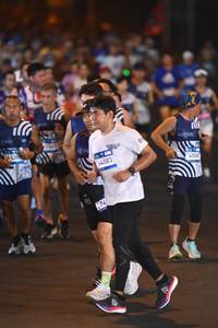 BIB: 
                            <button type="button" onclick="openModal(24648428)" class="btn btn-primary btn-sm float-right btn-popup" data-toggle="modal" data-target=".modal-high-quality">
                        <i class="fas fa-shopping-cart"></i> Add to Cart
                    </button>
                                            <button type="button" onclick="isThisMe(24648428, true)" class="btn btn-success btn-sm float-right btn-popup btn-isme hidden" data-toggle="tooltip" data-placement="bottom" title="นี่คือรูปของคุณใช่ไหม คลิกที่นี่เพื่อเอาเข้าอัลบั้ม">
                        <i class="fas fa-plus"></i> Add to album
                    </button>
                    <button type="button" onclick="isThisMe(24648428, false)" class="btn btn-warning btn-sm float-right btn-popup btn-isnotme hidden">
                        <i class="fas fa-ban"></i> Remove from album
                    </button>