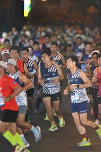 BIB: 
                            <button type="button" onclick="openModal(24647952)" class="btn btn-primary btn-sm float-right btn-popup" data-toggle="modal" data-target=".modal-high-quality">
                        <i class="fas fa-shopping-cart"></i> Add to Cart
                    </button>
                                            <button type="button" onclick="isThisMe(24647952, true)" class="btn btn-success btn-sm float-right btn-popup btn-isme hidden" data-toggle="tooltip" data-placement="bottom" title="นี่คือรูปของคุณใช่ไหม คลิกที่นี่เพื่อเอาเข้าอัลบั้ม">
                        <i class="fas fa-plus"></i> Add to album
                    </button>
                    <button type="button" onclick="isThisMe(24647952, false)" class="btn btn-warning btn-sm float-right btn-popup btn-isnotme hidden">
                        <i class="fas fa-ban"></i> Remove from album
                    </button>