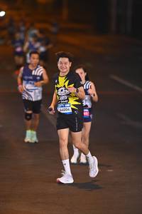 BIB: 
                            <button type="button" onclick="openModal(24650083)" class="btn btn-primary btn-sm float-right btn-popup" data-toggle="modal" data-target=".modal-high-quality">
                        <i class="fas fa-shopping-cart"></i> Add to Cart
                    </button>
                                            <button type="button" onclick="isThisMe(24650083, true)" class="btn btn-success btn-sm float-right btn-popup btn-isme hidden" data-toggle="tooltip" data-placement="bottom" title="นี่คือรูปของคุณใช่ไหม คลิกที่นี่เพื่อเอาเข้าอัลบั้ม">
                        <i class="fas fa-plus"></i> Add to album
                    </button>
                    <button type="button" onclick="isThisMe(24650083, false)" class="btn btn-warning btn-sm float-right btn-popup btn-isnotme hidden">
                        <i class="fas fa-ban"></i> Remove from album
                    </button>