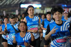 BIB: 1045, 16025
                            <button type="button" onclick="openModal(22939781)" class="btn btn-primary btn-sm float-right btn-popup" data-toggle="modal" data-target=".modal-high-quality">
                        <i class="fas fa-shopping-cart"></i> Add to Cart
                    </button>
                                            <button type="button" onclick="isThisMe(22939781, true)" class="btn btn-success btn-sm float-right btn-popup btn-isme hidden" data-toggle="tooltip" data-placement="bottom" title="นี่คือรูปของคุณใช่ไหม คลิกที่นี่เพื่อเอาเข้าอัลบั้ม">
                        <i class="fas fa-plus"></i> Add to album
                    </button>
                    <button type="button" onclick="isThisMe(22939781, false)" class="btn btn-warning btn-sm float-right btn-popup btn-isnotme hidden">
                        <i class="fas fa-ban"></i> Remove from album
                    </button>