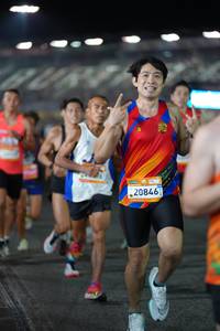 BIB: 20846, 085
                            <button type="button" onclick="openModal(22919327)" class="btn btn-primary btn-sm float-right btn-popup" data-toggle="modal" data-target=".modal-high-quality">
                        <i class="fas fa-shopping-cart"></i> Add to Cart
                    </button>
                                            <button type="button" onclick="isThisMe(22919327, true)" class="btn btn-success btn-sm float-right btn-popup btn-isme hidden" data-toggle="tooltip" data-placement="bottom" title="นี่คือรูปของคุณใช่ไหม คลิกที่นี่เพื่อเอาเข้าอัลบั้ม">
                        <i class="fas fa-plus"></i> Add to album
                    </button>
                    <button type="button" onclick="isThisMe(22919327, false)" class="btn btn-warning btn-sm float-right btn-popup btn-isnotme hidden">
                        <i class="fas fa-ban"></i> Remove from album
                    </button>