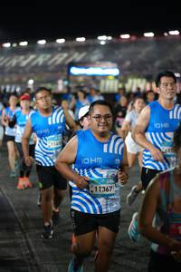 BIB: 1140, 1451, 11367
                            <button type="button" onclick="openModal(22875294)" class="btn btn-primary btn-sm float-right btn-popup" data-toggle="modal" data-target=".modal-high-quality">
                        <i class="fas fa-shopping-cart"></i> Add to Cart
                    </button>
                                            <button type="button" onclick="isThisMe(22875294, true)" class="btn btn-success btn-sm float-right btn-popup btn-isme hidden" data-toggle="tooltip" data-placement="bottom" title="นี่คือรูปของคุณใช่ไหม คลิกที่นี่เพื่อเอาเข้าอัลบั้ม">
                        <i class="fas fa-plus"></i> Add to album
                    </button>
                    <button type="button" onclick="isThisMe(22875294, false)" class="btn btn-warning btn-sm float-right btn-popup btn-isnotme hidden">
                        <i class="fas fa-ban"></i> Remove from album
                    </button>