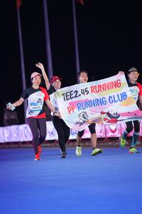 BIB: 68404, 245, 3407
                            <button type="button" onclick="openModal(23185828)" class="btn btn-primary btn-sm float-right btn-popup" data-toggle="modal" data-target=".modal-high-quality">
                        <i class="fas fa-shopping-cart"></i> Add to Cart
                    </button>
                                            <button type="button" onclick="isThisMe(23185828, true)" class="btn btn-success btn-sm float-right btn-popup btn-isme hidden" data-toggle="tooltip" data-placement="bottom" title="นี่คือรูปของคุณใช่ไหม คลิกที่นี่เพื่อเอาเข้าอัลบั้ม">
                        <i class="fas fa-plus"></i> Add to album
                    </button>
                    <button type="button" onclick="isThisMe(23185828, false)" class="btn btn-warning btn-sm float-right btn-popup btn-isnotme hidden">
                        <i class="fas fa-ban"></i> Remove from album
                    </button>