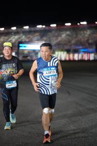 BIB: 44073, 43813
                            <button type="button" onclick="openModal(22892617)" class="btn btn-primary btn-sm float-right btn-popup" data-toggle="modal" data-target=".modal-high-quality">
                        <i class="fas fa-shopping-cart"></i> Add to Cart
                    </button>
                                            <button type="button" onclick="isThisMe(22892617, true)" class="btn btn-success btn-sm float-right btn-popup btn-isme hidden" data-toggle="tooltip" data-placement="bottom" title="นี่คือรูปของคุณใช่ไหม คลิกที่นี่เพื่อเอาเข้าอัลบั้ม">
                        <i class="fas fa-plus"></i> Add to album
                    </button>
                    <button type="button" onclick="isThisMe(22892617, false)" class="btn btn-warning btn-sm float-right btn-popup btn-isnotme hidden">
                        <i class="fas fa-ban"></i> Remove from album
                    </button>