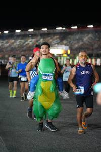 BIB: 44717, 681
                            <button type="button" onclick="openModal(22885975)" class="btn btn-primary btn-sm float-right btn-popup" data-toggle="modal" data-target=".modal-high-quality">
                        <i class="fas fa-shopping-cart"></i> Add to Cart
                    </button>
                                            <button type="button" onclick="isThisMe(22885975, true)" class="btn btn-success btn-sm float-right btn-popup btn-isme hidden" data-toggle="tooltip" data-placement="bottom" title="นี่คือรูปของคุณใช่ไหม คลิกที่นี่เพื่อเอาเข้าอัลบั้ม">
                        <i class="fas fa-plus"></i> Add to album
                    </button>
                    <button type="button" onclick="isThisMe(22885975, false)" class="btn btn-warning btn-sm float-right btn-popup btn-isnotme hidden">
                        <i class="fas fa-ban"></i> Remove from album
                    </button>