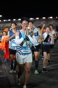 BIB: 4399, 40661
                            <button type="button" onclick="openModal(22875237)" class="btn btn-primary btn-sm float-right btn-popup" data-toggle="modal" data-target=".modal-high-quality">
                        <i class="fas fa-shopping-cart"></i> Add to Cart
                    </button>
                                            <button type="button" onclick="isThisMe(22875237, true)" class="btn btn-success btn-sm float-right btn-popup btn-isme hidden" data-toggle="tooltip" data-placement="bottom" title="นี่คือรูปของคุณใช่ไหม คลิกที่นี่เพื่อเอาเข้าอัลบั้ม">
                        <i class="fas fa-plus"></i> Add to album
                    </button>
                    <button type="button" onclick="isThisMe(22875237, false)" class="btn btn-warning btn-sm float-right btn-popup btn-isnotme hidden">
                        <i class="fas fa-ban"></i> Remove from album
                    </button>