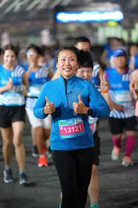 BIB: 13121
                            <button type="button" onclick="openModal(22947212)" class="btn btn-primary btn-sm float-right btn-popup" data-toggle="modal" data-target=".modal-high-quality">
                        <i class="fas fa-shopping-cart"></i> Add to Cart
                    </button>
                                            <button type="button" onclick="isThisMe(22947212, true)" class="btn btn-success btn-sm float-right btn-popup btn-isme hidden" data-toggle="tooltip" data-placement="bottom" title="นี่คือรูปของคุณใช่ไหม คลิกที่นี่เพื่อเอาเข้าอัลบั้ม">
                        <i class="fas fa-plus"></i> Add to album
                    </button>
                    <button type="button" onclick="isThisMe(22947212, false)" class="btn btn-warning btn-sm float-right btn-popup btn-isnotme hidden">
                        <i class="fas fa-ban"></i> Remove from album
                    </button>