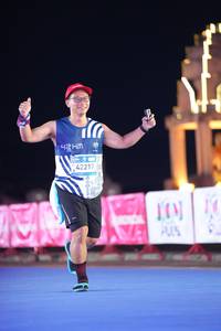 BIB: 42217
                            <button type="button" onclick="openModal(23146700)" class="btn btn-primary btn-sm float-right btn-popup" data-toggle="modal" data-target=".modal-high-quality">
                        <i class="fas fa-shopping-cart"></i> Add to Cart
                    </button>
                                            <button type="button" onclick="isThisMe(23146700, true)" class="btn btn-success btn-sm float-right btn-popup btn-isme hidden" data-toggle="tooltip" data-placement="bottom" title="นี่คือรูปของคุณใช่ไหม คลิกที่นี่เพื่อเอาเข้าอัลบั้ม">
                        <i class="fas fa-plus"></i> Add to album
                    </button>
                    <button type="button" onclick="isThisMe(23146700, false)" class="btn btn-warning btn-sm float-right btn-popup btn-isnotme hidden">
                        <i class="fas fa-ban"></i> Remove from album
                    </button>