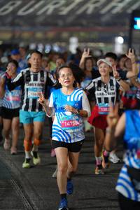 BIB: 901, 14755, 13530
                            <button type="button" onclick="openModal(22919049)" class="btn btn-primary btn-sm float-right btn-popup" data-toggle="modal" data-target=".modal-high-quality">
                        <i class="fas fa-shopping-cart"></i> Add to Cart
                    </button>
                                            <button type="button" onclick="isThisMe(22919049, true)" class="btn btn-success btn-sm float-right btn-popup btn-isme hidden" data-toggle="tooltip" data-placement="bottom" title="นี่คือรูปของคุณใช่ไหม คลิกที่นี่เพื่อเอาเข้าอัลบั้ม">
                        <i class="fas fa-plus"></i> Add to album
                    </button>
                    <button type="button" onclick="isThisMe(22919049, false)" class="btn btn-warning btn-sm float-right btn-popup btn-isnotme hidden">
                        <i class="fas fa-ban"></i> Remove from album
                    </button>