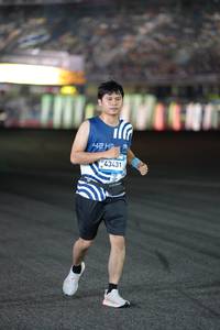 BIB: 43431
                            <button type="button" onclick="openModal(22894106)" class="btn btn-primary btn-sm float-right btn-popup" data-toggle="modal" data-target=".modal-high-quality">
                        <i class="fas fa-shopping-cart"></i> Add to Cart
                    </button>
                                            <button type="button" onclick="isThisMe(22894106, true)" class="btn btn-success btn-sm float-right btn-popup btn-isme hidden" data-toggle="tooltip" data-placement="bottom" title="นี่คือรูปของคุณใช่ไหม คลิกที่นี่เพื่อเอาเข้าอัลบั้ม">
                        <i class="fas fa-plus"></i> Add to album
                    </button>
                    <button type="button" onclick="isThisMe(22894106, false)" class="btn btn-warning btn-sm float-right btn-popup btn-isnotme hidden">
                        <i class="fas fa-ban"></i> Remove from album
                    </button>