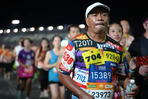 BIB: 2017, 538, 7112, 12246, 5704, 9284, 387, 15389, 23973, 610
                            <button type="button" onclick="openModal(22871488)" class="btn btn-primary btn-sm float-right btn-popup" data-toggle="modal" data-target=".modal-high-quality">
                        <i class="fas fa-shopping-cart"></i> Add to Cart
                    </button>
                                            <button type="button" onclick="isThisMe(22871488, true)" class="btn btn-success btn-sm float-right btn-popup btn-isme hidden" data-toggle="tooltip" data-placement="bottom" title="นี่คือรูปของคุณใช่ไหม คลิกที่นี่เพื่อเอาเข้าอัลบั้ม">
                        <i class="fas fa-plus"></i> Add to album
                    </button>
                    <button type="button" onclick="isThisMe(22871488, false)" class="btn btn-warning btn-sm float-right btn-popup btn-isnotme hidden">
                        <i class="fas fa-ban"></i> Remove from album
                    </button>