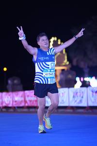 BIB: 130, 40545
                            <button type="button" onclick="openModal(23099087)" class="btn btn-primary btn-sm float-right btn-popup" data-toggle="modal" data-target=".modal-high-quality">
                        <i class="fas fa-shopping-cart"></i> Add to Cart
                    </button>
                                            <button type="button" onclick="isThisMe(23099087, true)" class="btn btn-success btn-sm float-right btn-popup btn-isme hidden" data-toggle="tooltip" data-placement="bottom" title="นี่คือรูปของคุณใช่ไหม คลิกที่นี่เพื่อเอาเข้าอัลบั้ม">
                        <i class="fas fa-plus"></i> Add to album
                    </button>
                    <button type="button" onclick="isThisMe(23099087, false)" class="btn btn-warning btn-sm float-right btn-popup btn-isnotme hidden">
                        <i class="fas fa-ban"></i> Remove from album
                    </button>