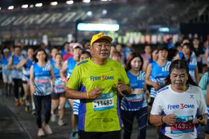 BIB: 11483, 14390
                            <button type="button" onclick="openModal(22927828)" class="btn btn-primary btn-sm float-right btn-popup" data-toggle="modal" data-target=".modal-high-quality">
                        <i class="fas fa-shopping-cart"></i> Add to Cart
                    </button>
                                            <button type="button" onclick="isThisMe(22927828, true)" class="btn btn-success btn-sm float-right btn-popup btn-isme hidden" data-toggle="tooltip" data-placement="bottom" title="นี่คือรูปของคุณใช่ไหม คลิกที่นี่เพื่อเอาเข้าอัลบั้ม">
                        <i class="fas fa-plus"></i> Add to album
                    </button>
                    <button type="button" onclick="isThisMe(22927828, false)" class="btn btn-warning btn-sm float-right btn-popup btn-isnotme hidden">
                        <i class="fas fa-ban"></i> Remove from album
                    </button>