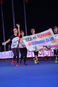 BIB: 68404, 245
                            <button type="button" onclick="openModal(23187549)" class="btn btn-primary btn-sm float-right btn-popup" data-toggle="modal" data-target=".modal-high-quality">
                        <i class="fas fa-shopping-cart"></i> Add to Cart
                    </button>
                                            <button type="button" onclick="isThisMe(23187549, true)" class="btn btn-success btn-sm float-right btn-popup btn-isme hidden" data-toggle="tooltip" data-placement="bottom" title="นี่คือรูปของคุณใช่ไหม คลิกที่นี่เพื่อเอาเข้าอัลบั้ม">
                        <i class="fas fa-plus"></i> Add to album
                    </button>
                    <button type="button" onclick="isThisMe(23187549, false)" class="btn btn-warning btn-sm float-right btn-popup btn-isnotme hidden">
                        <i class="fas fa-ban"></i> Remove from album
                    </button>