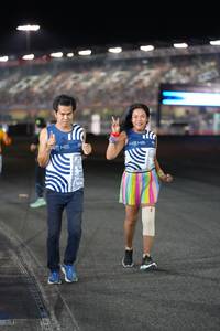 BIB: 201
                            <button type="button" onclick="openModal(22891547)" class="btn btn-primary btn-sm float-right btn-popup" data-toggle="modal" data-target=".modal-high-quality">
                        <i class="fas fa-shopping-cart"></i> Add to Cart
                    </button>
                                            <button type="button" onclick="isThisMe(22891547, true)" class="btn btn-success btn-sm float-right btn-popup btn-isme hidden" data-toggle="tooltip" data-placement="bottom" title="นี่คือรูปของคุณใช่ไหม คลิกที่นี่เพื่อเอาเข้าอัลบั้ม">
                        <i class="fas fa-plus"></i> Add to album
                    </button>
                    <button type="button" onclick="isThisMe(22891547, false)" class="btn btn-warning btn-sm float-right btn-popup btn-isnotme hidden">
                        <i class="fas fa-ban"></i> Remove from album
                    </button>