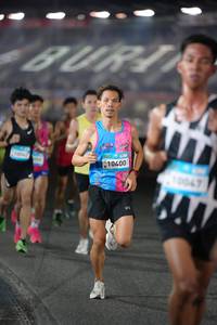 BIB: 1004, 10400
                            <button type="button" onclick="openModal(22939173)" class="btn btn-primary btn-sm float-right btn-popup" data-toggle="modal" data-target=".modal-high-quality">
                        <i class="fas fa-shopping-cart"></i> Add to Cart
                    </button>
                                            <button type="button" onclick="isThisMe(22939173, true)" class="btn btn-success btn-sm float-right btn-popup btn-isme hidden" data-toggle="tooltip" data-placement="bottom" title="นี่คือรูปของคุณใช่ไหม คลิกที่นี่เพื่อเอาเข้าอัลบั้ม">
                        <i class="fas fa-plus"></i> Add to album
                    </button>
                    <button type="button" onclick="isThisMe(22939173, false)" class="btn btn-warning btn-sm float-right btn-popup btn-isnotme hidden">
                        <i class="fas fa-ban"></i> Remove from album
                    </button>
