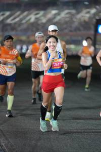 BIB: 154, 1051, 26117
                            <button type="button" onclick="openModal(22930381)" class="btn btn-primary btn-sm float-right btn-popup" data-toggle="modal" data-target=".modal-high-quality">
                        <i class="fas fa-shopping-cart"></i> Add to Cart
                    </button>
                                            <button type="button" onclick="isThisMe(22930381, true)" class="btn btn-success btn-sm float-right btn-popup btn-isme hidden" data-toggle="tooltip" data-placement="bottom" title="นี่คือรูปของคุณใช่ไหม คลิกที่นี่เพื่อเอาเข้าอัลบั้ม">
                        <i class="fas fa-plus"></i> Add to album
                    </button>
                    <button type="button" onclick="isThisMe(22930381, false)" class="btn btn-warning btn-sm float-right btn-popup btn-isnotme hidden">
                        <i class="fas fa-ban"></i> Remove from album
                    </button>