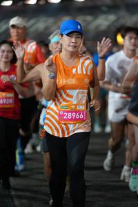 BIB: 6928, 28966
                            <button type="button" onclick="openModal(22870060)" class="btn btn-primary btn-sm float-right btn-popup" data-toggle="modal" data-target=".modal-high-quality">
                        <i class="fas fa-shopping-cart"></i> Add to Cart
                    </button>
                                            <button type="button" onclick="isThisMe(22870060, true)" class="btn btn-success btn-sm float-right btn-popup btn-isme hidden" data-toggle="tooltip" data-placement="bottom" title="นี่คือรูปของคุณใช่ไหม คลิกที่นี่เพื่อเอาเข้าอัลบั้ม">
                        <i class="fas fa-plus"></i> Add to album
                    </button>
                    <button type="button" onclick="isThisMe(22870060, false)" class="btn btn-warning btn-sm float-right btn-popup btn-isnotme hidden">
                        <i class="fas fa-ban"></i> Remove from album
                    </button>