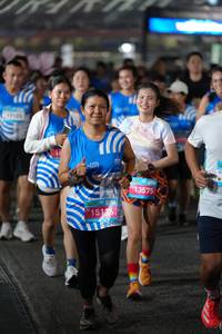 BIB: 15126, 13575
                            <button type="button" onclick="openModal(22886274)" class="btn btn-primary btn-sm float-right btn-popup" data-toggle="modal" data-target=".modal-high-quality">
                        <i class="fas fa-shopping-cart"></i> Add to Cart
                    </button>
                                            <button type="button" onclick="isThisMe(22886274, true)" class="btn btn-success btn-sm float-right btn-popup btn-isme hidden" data-toggle="tooltip" data-placement="bottom" title="นี่คือรูปของคุณใช่ไหม คลิกที่นี่เพื่อเอาเข้าอัลบั้ม">
                        <i class="fas fa-plus"></i> Add to album
                    </button>
                    <button type="button" onclick="isThisMe(22886274, false)" class="btn btn-warning btn-sm float-right btn-popup btn-isnotme hidden">
                        <i class="fas fa-ban"></i> Remove from album
                    </button>