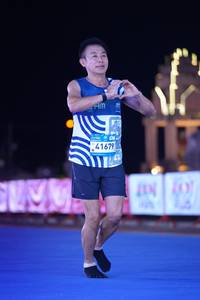 BIB: 41679
                            <button type="button" onclick="openModal(23133664)" class="btn btn-primary btn-sm float-right btn-popup" data-toggle="modal" data-target=".modal-high-quality">
                        <i class="fas fa-shopping-cart"></i> Add to Cart
                    </button>
                                            <button type="button" onclick="isThisMe(23133664, true)" class="btn btn-success btn-sm float-right btn-popup btn-isme hidden" data-toggle="tooltip" data-placement="bottom" title="นี่คือรูปของคุณใช่ไหม คลิกที่นี่เพื่อเอาเข้าอัลบั้ม">
                        <i class="fas fa-plus"></i> Add to album
                    </button>
                    <button type="button" onclick="isThisMe(23133664, false)" class="btn btn-warning btn-sm float-right btn-popup btn-isnotme hidden">
                        <i class="fas fa-ban"></i> Remove from album
                    </button>