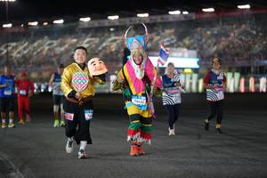 BIB: 100, 76402
                            <button type="button" onclick="openModal(22896405)" class="btn btn-primary btn-sm float-right btn-popup" data-toggle="modal" data-target=".modal-high-quality">
                        <i class="fas fa-shopping-cart"></i> Add to Cart
                    </button>
                                            <button type="button" onclick="isThisMe(22896405, true)" class="btn btn-success btn-sm float-right btn-popup btn-isme hidden" data-toggle="tooltip" data-placement="bottom" title="นี่คือรูปของคุณใช่ไหม คลิกที่นี่เพื่อเอาเข้าอัลบั้ม">
                        <i class="fas fa-plus"></i> Add to album
                    </button>
                    <button type="button" onclick="isThisMe(22896405, false)" class="btn btn-warning btn-sm float-right btn-popup btn-isnotme hidden">
                        <i class="fas fa-ban"></i> Remove from album
                    </button>