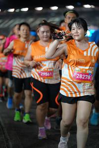 BIB: 29561, 28278
                            <button type="button" onclick="openModal(22869006)" class="btn btn-primary btn-sm float-right btn-popup" data-toggle="modal" data-target=".modal-high-quality">
                        <i class="fas fa-shopping-cart"></i> Add to Cart
                    </button>
                                            <button type="button" onclick="isThisMe(22869006, true)" class="btn btn-success btn-sm float-right btn-popup btn-isme hidden" data-toggle="tooltip" data-placement="bottom" title="นี่คือรูปของคุณใช่ไหม คลิกที่นี่เพื่อเอาเข้าอัลบั้ม">
                        <i class="fas fa-plus"></i> Add to album
                    </button>
                    <button type="button" onclick="isThisMe(22869006, false)" class="btn btn-warning btn-sm float-right btn-popup btn-isnotme hidden">
                        <i class="fas fa-ban"></i> Remove from album
                    </button>