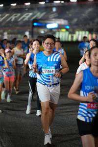 BIB: 11569
                            <button type="button" onclick="openModal(22875813)" class="btn btn-primary btn-sm float-right btn-popup" data-toggle="modal" data-target=".modal-high-quality">
                        <i class="fas fa-shopping-cart"></i> Add to Cart
                    </button>
                                            <button type="button" onclick="isThisMe(22875813, true)" class="btn btn-success btn-sm float-right btn-popup btn-isme hidden" data-toggle="tooltip" data-placement="bottom" title="นี่คือรูปของคุณใช่ไหม คลิกที่นี่เพื่อเอาเข้าอัลบั้ม">
                        <i class="fas fa-plus"></i> Add to album
                    </button>
                    <button type="button" onclick="isThisMe(22875813, false)" class="btn btn-warning btn-sm float-right btn-popup btn-isnotme hidden">
                        <i class="fas fa-ban"></i> Remove from album
                    </button>