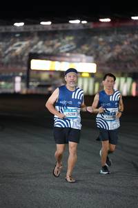 BIB: 4124, 45288, 43247
                            <button type="button" onclick="openModal(22893516)" class="btn btn-primary btn-sm float-right btn-popup" data-toggle="modal" data-target=".modal-high-quality">
                        <i class="fas fa-shopping-cart"></i> Add to Cart
                    </button>
                                            <button type="button" onclick="isThisMe(22893516, true)" class="btn btn-success btn-sm float-right btn-popup btn-isme hidden" data-toggle="tooltip" data-placement="bottom" title="นี่คือรูปของคุณใช่ไหม คลิกที่นี่เพื่อเอาเข้าอัลบั้ม">
                        <i class="fas fa-plus"></i> Add to album
                    </button>
                    <button type="button" onclick="isThisMe(22893516, false)" class="btn btn-warning btn-sm float-right btn-popup btn-isnotme hidden">
                        <i class="fas fa-ban"></i> Remove from album
                    </button>