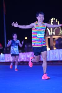 BIB: 07778
                            <button type="button" onclick="openModal(23166699)" class="btn btn-primary btn-sm float-right btn-popup" data-toggle="modal" data-target=".modal-high-quality">
                        <i class="fas fa-shopping-cart"></i> Add to Cart
                    </button>
                                            <button type="button" onclick="isThisMe(23166699, true)" class="btn btn-success btn-sm float-right btn-popup btn-isme hidden" data-toggle="tooltip" data-placement="bottom" title="นี่คือรูปของคุณใช่ไหม คลิกที่นี่เพื่อเอาเข้าอัลบั้ม">
                        <i class="fas fa-plus"></i> Add to album
                    </button>
                    <button type="button" onclick="isThisMe(23166699, false)" class="btn btn-warning btn-sm float-right btn-popup btn-isnotme hidden">
                        <i class="fas fa-ban"></i> Remove from album
                    </button>