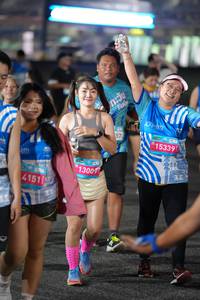BIB: 41511, 13009, 15339
                            <button type="button" onclick="openModal(23051868)" class="btn btn-primary btn-sm float-right btn-popup" data-toggle="modal" data-target=".modal-high-quality">
                        <i class="fas fa-shopping-cart"></i> Add to Cart
                    </button>
                                            <button type="button" onclick="isThisMe(23051868, true)" class="btn btn-success btn-sm float-right btn-popup btn-isme hidden" data-toggle="tooltip" data-placement="bottom" title="นี่คือรูปของคุณใช่ไหม คลิกที่นี่เพื่อเอาเข้าอัลบั้ม">
                        <i class="fas fa-plus"></i> Add to album
                    </button>
                    <button type="button" onclick="isThisMe(23051868, false)" class="btn btn-warning btn-sm float-right btn-popup btn-isnotme hidden">
                        <i class="fas fa-ban"></i> Remove from album
                    </button>