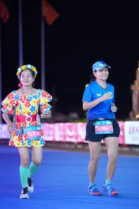 BIB: 
                            <button type="button" onclick="openModal(23527992)" class="btn btn-primary btn-sm float-right btn-popup" data-toggle="modal" data-target=".modal-high-quality">
                        <i class="fas fa-shopping-cart"></i> Add to Cart
                    </button>
                                            <button type="button" onclick="isThisMe(23527992, true)" class="btn btn-success btn-sm float-right btn-popup btn-isme hidden" data-toggle="tooltip" data-placement="bottom" title="นี่คือรูปของคุณใช่ไหม คลิกที่นี่เพื่อเอาเข้าอัลบั้ม">
                        <i class="fas fa-plus"></i> Add to album
                    </button>
                    <button type="button" onclick="isThisMe(23527992, false)" class="btn btn-warning btn-sm float-right btn-popup btn-isnotme hidden">
                        <i class="fas fa-ban"></i> Remove from album
                    </button>