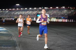 BIB: 20026
                            <button type="button" onclick="openModal(22904134)" class="btn btn-primary btn-sm float-right btn-popup" data-toggle="modal" data-target=".modal-high-quality">
                        <i class="fas fa-shopping-cart"></i> Add to Cart
                    </button>
                                            <button type="button" onclick="isThisMe(22904134, true)" class="btn btn-success btn-sm float-right btn-popup btn-isme hidden" data-toggle="tooltip" data-placement="bottom" title="นี่คือรูปของคุณใช่ไหม คลิกที่นี่เพื่อเอาเข้าอัลบั้ม">
                        <i class="fas fa-plus"></i> Add to album
                    </button>
                    <button type="button" onclick="isThisMe(22904134, false)" class="btn btn-warning btn-sm float-right btn-popup btn-isnotme hidden">
                        <i class="fas fa-ban"></i> Remove from album
                    </button>