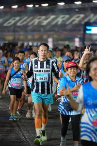 BIB: 13058, 10638, 5599
                            <button type="button" onclick="openModal(22919534)" class="btn btn-primary btn-sm float-right btn-popup" data-toggle="modal" data-target=".modal-high-quality">
                        <i class="fas fa-shopping-cart"></i> Add to Cart
                    </button>
                                            <button type="button" onclick="isThisMe(22919534, true)" class="btn btn-success btn-sm float-right btn-popup btn-isme hidden" data-toggle="tooltip" data-placement="bottom" title="นี่คือรูปของคุณใช่ไหม คลิกที่นี่เพื่อเอาเข้าอัลบั้ม">
                        <i class="fas fa-plus"></i> Add to album
                    </button>
                    <button type="button" onclick="isThisMe(22919534, false)" class="btn btn-warning btn-sm float-right btn-popup btn-isnotme hidden">
                        <i class="fas fa-ban"></i> Remove from album
                    </button>