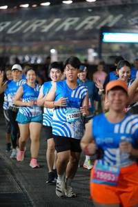 BIB: 401, 12083, 15053
                            <button type="button" onclick="openModal(22893723)" class="btn btn-primary btn-sm float-right btn-popup" data-toggle="modal" data-target=".modal-high-quality">
                        <i class="fas fa-shopping-cart"></i> Add to Cart
                    </button>
                                            <button type="button" onclick="isThisMe(22893723, true)" class="btn btn-success btn-sm float-right btn-popup btn-isme hidden" data-toggle="tooltip" data-placement="bottom" title="นี่คือรูปของคุณใช่ไหม คลิกที่นี่เพื่อเอาเข้าอัลบั้ม">
                        <i class="fas fa-plus"></i> Add to album
                    </button>
                    <button type="button" onclick="isThisMe(22893723, false)" class="btn btn-warning btn-sm float-right btn-popup btn-isnotme hidden">
                        <i class="fas fa-ban"></i> Remove from album
                    </button>