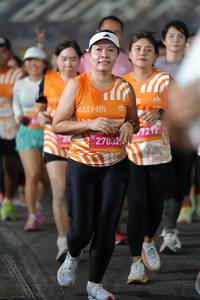 BIB: 211, 27032, 7212
                            <button type="button" onclick="openModal(22867369)" class="btn btn-primary btn-sm float-right btn-popup" data-toggle="modal" data-target=".modal-high-quality">
                        <i class="fas fa-shopping-cart"></i> Add to Cart
                    </button>
                                            <button type="button" onclick="isThisMe(22867369, true)" class="btn btn-success btn-sm float-right btn-popup btn-isme hidden" data-toggle="tooltip" data-placement="bottom" title="นี่คือรูปของคุณใช่ไหม คลิกที่นี่เพื่อเอาเข้าอัลบั้ม">
                        <i class="fas fa-plus"></i> Add to album
                    </button>
                    <button type="button" onclick="isThisMe(22867369, false)" class="btn btn-warning btn-sm float-right btn-popup btn-isnotme hidden">
                        <i class="fas fa-ban"></i> Remove from album
                    </button>
