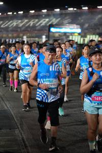 BIB: 11383, 0995, 1492
                            <button type="button" onclick="openModal(22897782)" class="btn btn-primary btn-sm float-right btn-popup" data-toggle="modal" data-target=".modal-high-quality">
                        <i class="fas fa-shopping-cart"></i> Add to Cart
                    </button>
                                            <button type="button" onclick="isThisMe(22897782, true)" class="btn btn-success btn-sm float-right btn-popup btn-isme hidden" data-toggle="tooltip" data-placement="bottom" title="นี่คือรูปของคุณใช่ไหม คลิกที่นี่เพื่อเอาเข้าอัลบั้ม">
                        <i class="fas fa-plus"></i> Add to album
                    </button>
                    <button type="button" onclick="isThisMe(22897782, false)" class="btn btn-warning btn-sm float-right btn-popup btn-isnotme hidden">
                        <i class="fas fa-ban"></i> Remove from album
                    </button>