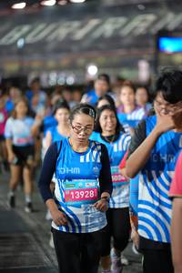 BIB: 1880, 13928, 5004
                            <button type="button" onclick="openModal(22966684)" class="btn btn-primary btn-sm float-right btn-popup" data-toggle="modal" data-target=".modal-high-quality">
                        <i class="fas fa-shopping-cart"></i> Add to Cart
                    </button>
                                            <button type="button" onclick="isThisMe(22966684, true)" class="btn btn-success btn-sm float-right btn-popup btn-isme hidden" data-toggle="tooltip" data-placement="bottom" title="นี่คือรูปของคุณใช่ไหม คลิกที่นี่เพื่อเอาเข้าอัลบั้ม">
                        <i class="fas fa-plus"></i> Add to album
                    </button>
                    <button type="button" onclick="isThisMe(22966684, false)" class="btn btn-warning btn-sm float-right btn-popup btn-isnotme hidden">
                        <i class="fas fa-ban"></i> Remove from album
                    </button>