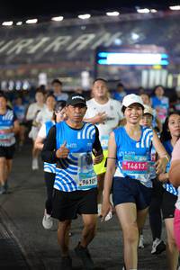 BIB: 96109, 14613
                            <button type="button" onclick="openModal(22979542)" class="btn btn-primary btn-sm float-right btn-popup" data-toggle="modal" data-target=".modal-high-quality">
                        <i class="fas fa-shopping-cart"></i> Add to Cart
                    </button>
                                            <button type="button" onclick="isThisMe(22979542, true)" class="btn btn-success btn-sm float-right btn-popup btn-isme hidden" data-toggle="tooltip" data-placement="bottom" title="นี่คือรูปของคุณใช่ไหม คลิกที่นี่เพื่อเอาเข้าอัลบั้ม">
                        <i class="fas fa-plus"></i> Add to album
                    </button>
                    <button type="button" onclick="isThisMe(22979542, false)" class="btn btn-warning btn-sm float-right btn-popup btn-isnotme hidden">
                        <i class="fas fa-ban"></i> Remove from album
                    </button>