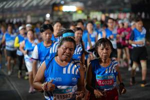 BIB: 11582, 14028
                            <button type="button" onclick="openModal(22934403)" class="btn btn-primary btn-sm float-right btn-popup" data-toggle="modal" data-target=".modal-high-quality">
                        <i class="fas fa-shopping-cart"></i> Add to Cart
                    </button>
                                            <button type="button" onclick="isThisMe(22934403, true)" class="btn btn-success btn-sm float-right btn-popup btn-isme hidden" data-toggle="tooltip" data-placement="bottom" title="นี่คือรูปของคุณใช่ไหม คลิกที่นี่เพื่อเอาเข้าอัลบั้ม">
                        <i class="fas fa-plus"></i> Add to album
                    </button>
                    <button type="button" onclick="isThisMe(22934403, false)" class="btn btn-warning btn-sm float-right btn-popup btn-isnotme hidden">
                        <i class="fas fa-ban"></i> Remove from album
                    </button>