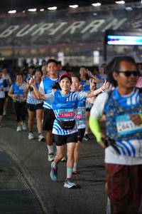 BIB: 13843, 541
                            <button type="button" onclick="openModal(22892019)" class="btn btn-primary btn-sm float-right btn-popup" data-toggle="modal" data-target=".modal-high-quality">
                        <i class="fas fa-shopping-cart"></i> Add to Cart
                    </button>
                                            <button type="button" onclick="isThisMe(22892019, true)" class="btn btn-success btn-sm float-right btn-popup btn-isme hidden" data-toggle="tooltip" data-placement="bottom" title="นี่คือรูปของคุณใช่ไหม คลิกที่นี่เพื่อเอาเข้าอัลบั้ม">
                        <i class="fas fa-plus"></i> Add to album
                    </button>
                    <button type="button" onclick="isThisMe(22892019, false)" class="btn btn-warning btn-sm float-right btn-popup btn-isnotme hidden">
                        <i class="fas fa-ban"></i> Remove from album
                    </button>