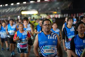 BIB: 10970
                            <button type="button" onclick="openModal(22935219)" class="btn btn-primary btn-sm float-right btn-popup" data-toggle="modal" data-target=".modal-high-quality">
                        <i class="fas fa-shopping-cart"></i> Add to Cart
                    </button>
                                            <button type="button" onclick="isThisMe(22935219, true)" class="btn btn-success btn-sm float-right btn-popup btn-isme hidden" data-toggle="tooltip" data-placement="bottom" title="นี่คือรูปของคุณใช่ไหม คลิกที่นี่เพื่อเอาเข้าอัลบั้ม">
                        <i class="fas fa-plus"></i> Add to album
                    </button>
                    <button type="button" onclick="isThisMe(22935219, false)" class="btn btn-warning btn-sm float-right btn-popup btn-isnotme hidden">
                        <i class="fas fa-ban"></i> Remove from album
                    </button>