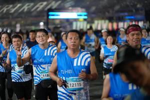 BIB: 1048, 104, 118, 12115
                            <button type="button" onclick="openModal(22932114)" class="btn btn-primary btn-sm float-right btn-popup" data-toggle="modal" data-target=".modal-high-quality">
                        <i class="fas fa-shopping-cart"></i> Add to Cart
                    </button>
                                            <button type="button" onclick="isThisMe(22932114, true)" class="btn btn-success btn-sm float-right btn-popup btn-isme hidden" data-toggle="tooltip" data-placement="bottom" title="นี่คือรูปของคุณใช่ไหม คลิกที่นี่เพื่อเอาเข้าอัลบั้ม">
                        <i class="fas fa-plus"></i> Add to album
                    </button>
                    <button type="button" onclick="isThisMe(22932114, false)" class="btn btn-warning btn-sm float-right btn-popup btn-isnotme hidden">
                        <i class="fas fa-ban"></i> Remove from album
                    </button>