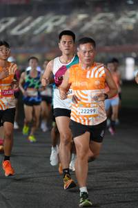 BIB: 2838, 22299
                            <button type="button" onclick="openModal(22924987)" class="btn btn-primary btn-sm float-right btn-popup" data-toggle="modal" data-target=".modal-high-quality">
                        <i class="fas fa-shopping-cart"></i> Add to Cart
                    </button>
                                            <button type="button" onclick="isThisMe(22924987, true)" class="btn btn-success btn-sm float-right btn-popup btn-isme hidden" data-toggle="tooltip" data-placement="bottom" title="นี่คือรูปของคุณใช่ไหม คลิกที่นี่เพื่อเอาเข้าอัลบั้ม">
                        <i class="fas fa-plus"></i> Add to album
                    </button>
                    <button type="button" onclick="isThisMe(22924987, false)" class="btn btn-warning btn-sm float-right btn-popup btn-isnotme hidden">
                        <i class="fas fa-ban"></i> Remove from album
                    </button>