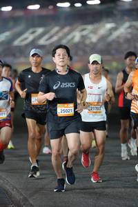 BIB: 881, 25021, 21703
                            <button type="button" onclick="openModal(22935442)" class="btn btn-primary btn-sm float-right btn-popup" data-toggle="modal" data-target=".modal-high-quality">
                        <i class="fas fa-shopping-cart"></i> Add to Cart
                    </button>
                                            <button type="button" onclick="isThisMe(22935442, true)" class="btn btn-success btn-sm float-right btn-popup btn-isme hidden" data-toggle="tooltip" data-placement="bottom" title="นี่คือรูปของคุณใช่ไหม คลิกที่นี่เพื่อเอาเข้าอัลบั้ม">
                        <i class="fas fa-plus"></i> Add to album
                    </button>
                    <button type="button" onclick="isThisMe(22935442, false)" class="btn btn-warning btn-sm float-right btn-popup btn-isnotme hidden">
                        <i class="fas fa-ban"></i> Remove from album
                    </button>