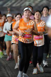 BIB: 211, 27032, 77212
                            <button type="button" onclick="openModal(22867372)" class="btn btn-primary btn-sm float-right btn-popup" data-toggle="modal" data-target=".modal-high-quality">
                        <i class="fas fa-shopping-cart"></i> Add to Cart
                    </button>
                                            <button type="button" onclick="isThisMe(22867372, true)" class="btn btn-success btn-sm float-right btn-popup btn-isme hidden" data-toggle="tooltip" data-placement="bottom" title="นี่คือรูปของคุณใช่ไหม คลิกที่นี่เพื่อเอาเข้าอัลบั้ม">
                        <i class="fas fa-plus"></i> Add to album
                    </button>
                    <button type="button" onclick="isThisMe(22867372, false)" class="btn btn-warning btn-sm float-right btn-popup btn-isnotme hidden">
                        <i class="fas fa-ban"></i> Remove from album
                    </button>