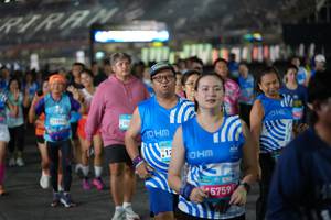 BIB: 810, 5759
                            <button type="button" onclick="openModal(22936229)" class="btn btn-primary btn-sm float-right btn-popup" data-toggle="modal" data-target=".modal-high-quality">
                        <i class="fas fa-shopping-cart"></i> Add to Cart
                    </button>
                                            <button type="button" onclick="isThisMe(22936229, true)" class="btn btn-success btn-sm float-right btn-popup btn-isme hidden" data-toggle="tooltip" data-placement="bottom" title="นี่คือรูปของคุณใช่ไหม คลิกที่นี่เพื่อเอาเข้าอัลบั้ม">
                        <i class="fas fa-plus"></i> Add to album
                    </button>
                    <button type="button" onclick="isThisMe(22936229, false)" class="btn btn-warning btn-sm float-right btn-popup btn-isnotme hidden">
                        <i class="fas fa-ban"></i> Remove from album
                    </button>