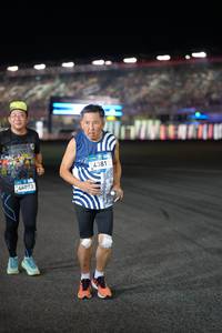 BIB: 43813, 077
                            <button type="button" onclick="openModal(22892299)" class="btn btn-primary btn-sm float-right btn-popup" data-toggle="modal" data-target=".modal-high-quality">
                        <i class="fas fa-shopping-cart"></i> Add to Cart
                    </button>
                                            <button type="button" onclick="isThisMe(22892299, true)" class="btn btn-success btn-sm float-right btn-popup btn-isme hidden" data-toggle="tooltip" data-placement="bottom" title="นี่คือรูปของคุณใช่ไหม คลิกที่นี่เพื่อเอาเข้าอัลบั้ม">
                        <i class="fas fa-plus"></i> Add to album
                    </button>
                    <button type="button" onclick="isThisMe(22892299, false)" class="btn btn-warning btn-sm float-right btn-popup btn-isnotme hidden">
                        <i class="fas fa-ban"></i> Remove from album
                    </button>