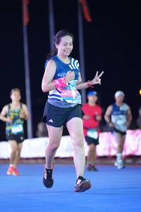 BIB: 473
                            <button type="button" onclick="openModal(23199483)" class="btn btn-primary btn-sm float-right btn-popup" data-toggle="modal" data-target=".modal-high-quality">
                        <i class="fas fa-shopping-cart"></i> Add to Cart
                    </button>
                                            <button type="button" onclick="isThisMe(23199483, true)" class="btn btn-success btn-sm float-right btn-popup btn-isme hidden" data-toggle="tooltip" data-placement="bottom" title="นี่คือรูปของคุณใช่ไหม คลิกที่นี่เพื่อเอาเข้าอัลบั้ม">
                        <i class="fas fa-plus"></i> Add to album
                    </button>
                    <button type="button" onclick="isThisMe(23199483, false)" class="btn btn-warning btn-sm float-right btn-popup btn-isnotme hidden">
                        <i class="fas fa-ban"></i> Remove from album
                    </button>