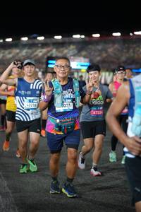 BIB: 42218, 031, 47336
                            <button type="button" onclick="openModal(22881951)" class="btn btn-primary btn-sm float-right btn-popup" data-toggle="modal" data-target=".modal-high-quality">
                        <i class="fas fa-shopping-cart"></i> Add to Cart
                    </button>
                                            <button type="button" onclick="isThisMe(22881951, true)" class="btn btn-success btn-sm float-right btn-popup btn-isme hidden" data-toggle="tooltip" data-placement="bottom" title="นี่คือรูปของคุณใช่ไหม คลิกที่นี่เพื่อเอาเข้าอัลบั้ม">
                        <i class="fas fa-plus"></i> Add to album
                    </button>
                    <button type="button" onclick="isThisMe(22881951, false)" class="btn btn-warning btn-sm float-right btn-popup btn-isnotme hidden">
                        <i class="fas fa-ban"></i> Remove from album
                    </button>